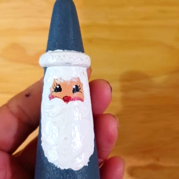 Vintage Wooden Miniature Cone Christmas Decor. - Picture 4 of 4